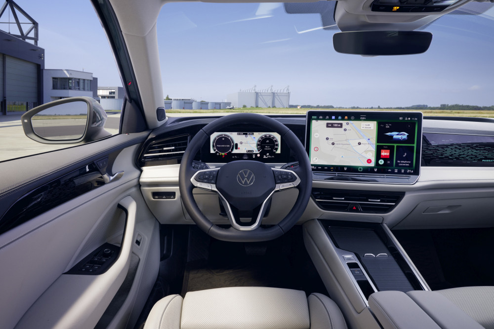 Volkswagen Passat Variant Elegance mariposit green 2024